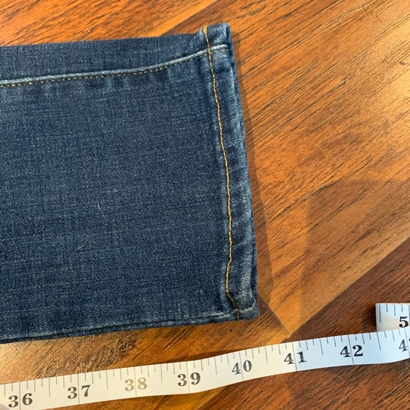 Levi’s mid rise skinny jeans - Picture 7 of 10